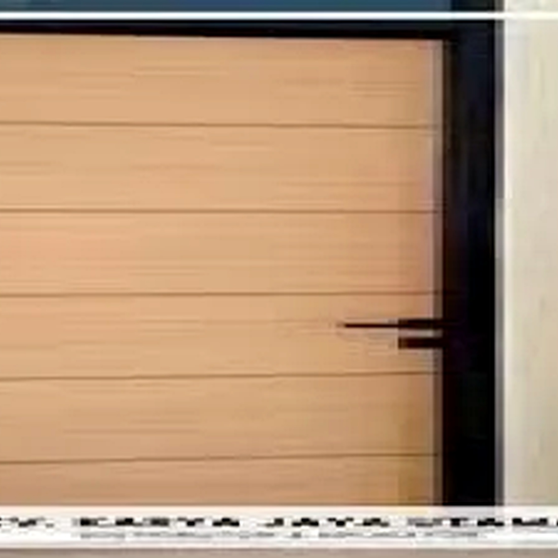 Pintu kayu solid (per unit)