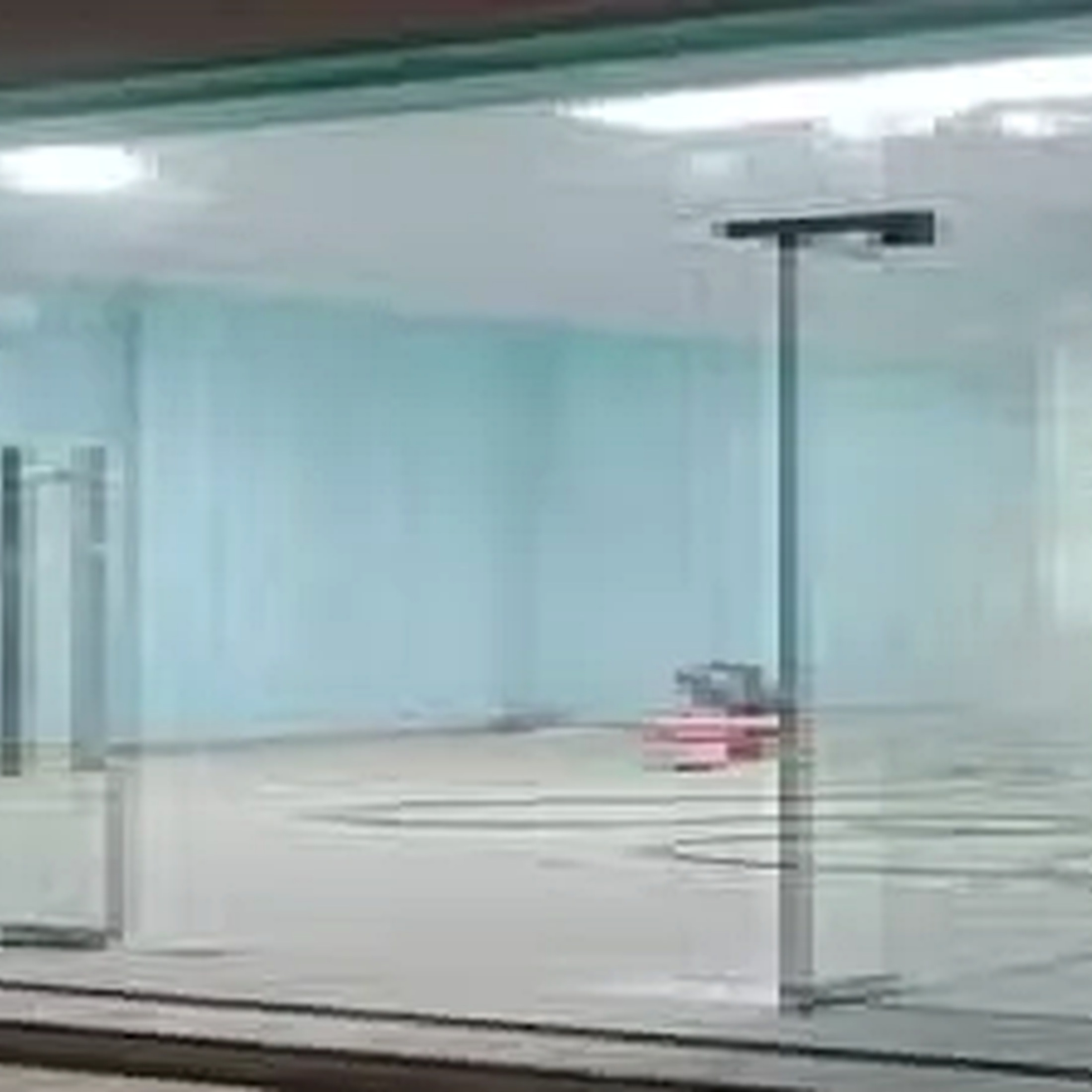 Pintu kaca tempered (per unit)